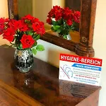 Casa20200 2 X Je 150qm Für Business, Familien, Gruppen, Handwerker 15min Von Berlin, Erdbeerhof, Outlet B5, 5min Vom !! 2 Each 150qm For Business , Families 15min From Berlin!! * Falkensee