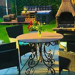 Casa20200 2 X Je 150qm Für Business, Familien, Gruppen, Handwerker 15min Von Berlin, Erdbeerhof, Outlet B5, 5min Vom !! 2 Each 150qm For Business , Families 15min From Berlin!! Falkensee
