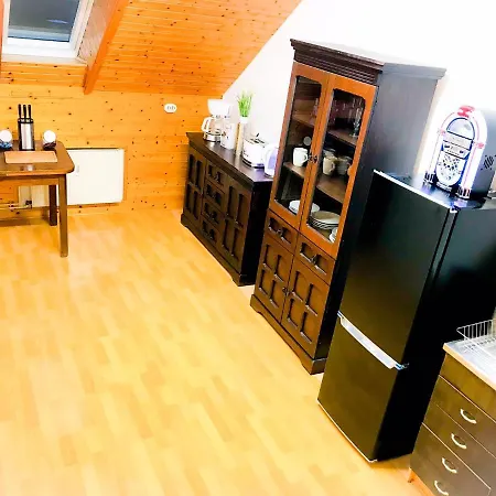 Casa20200 2 X Je 150qm Für Business, Familien, Gruppen, Handwerker 15min Von Berlin, Erdbeerhof, Outlet B5, 5min Vom !! 2 Each 150qm For Business , Families 15min From Berlin!!