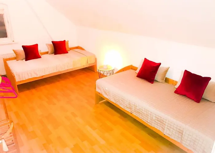 Apartment Casa20200: Spacious Near Berlin For Families And Businesses